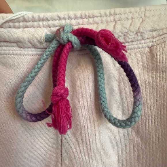 Sundry Petal Athletic Shorts Mid-Thigh Lightweight - Picture 7 of 9